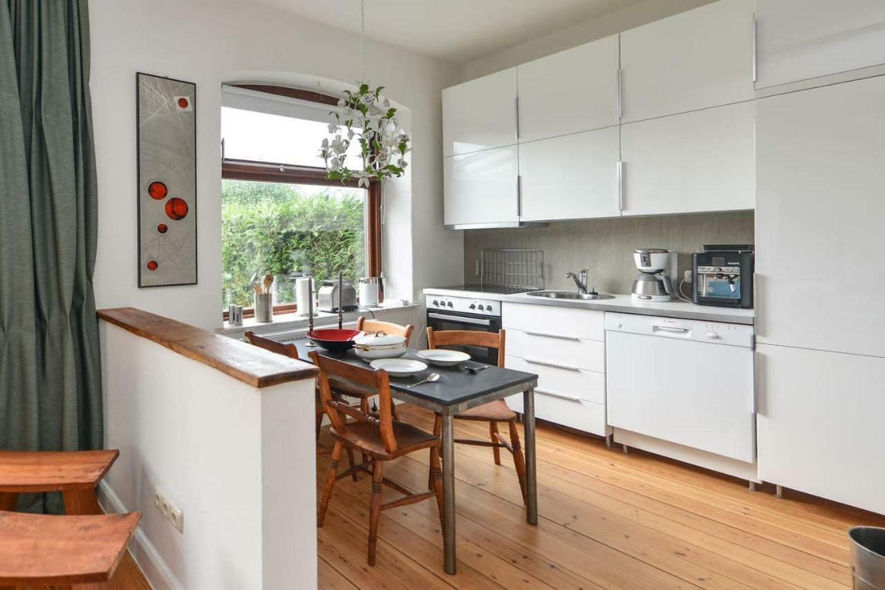 Kanalvilla - Urlaub Am Nord-Ostseekanal - Zwei Ferienwohnungen Im Angebot- Eine Im Dachgeschoss Und Eine Wohnung Mit Garten Sehestedt  Ngoại thất bức ảnh