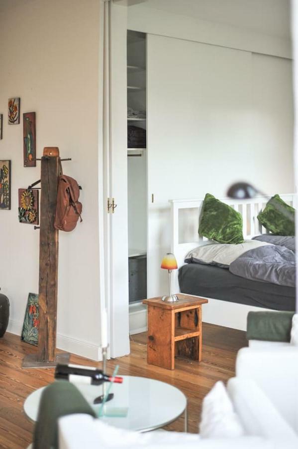 Kanalvilla - Urlaub Am Nord-Ostseekanal - Zwei Ferienwohnungen Im Angebot- Eine Im Dachgeschoss Und Eine Wohnung Mit Garten Sehestedt  Ngoại thất bức ảnh